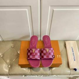 Picture of Louis Vuitton Slippers _SKULVsz35-40SY0807440